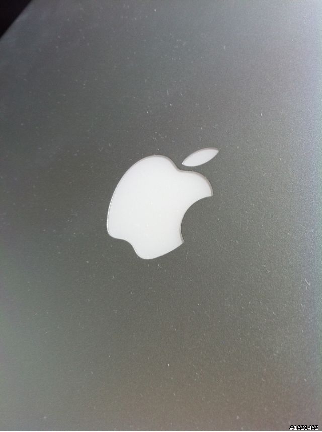 (開箱) iPhone 4 美版32G開箱! icon畫質/遊戲解析度問題