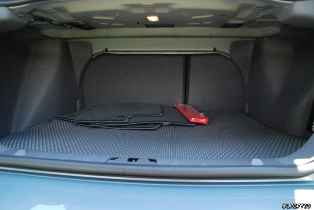 2011式 S40 2.0 魅影藍 簡易開箱文+VOLVO之一門忠烈