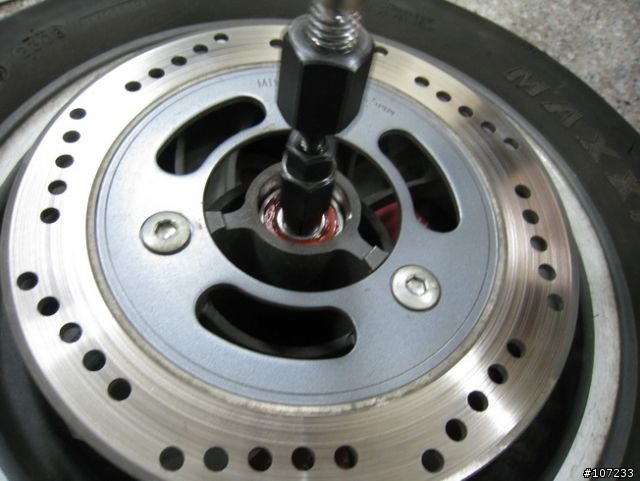 GSR小改 強光線組、駐車燈(雙閃燈)、蝸牛喇叭、前輪SKF (圖多)
