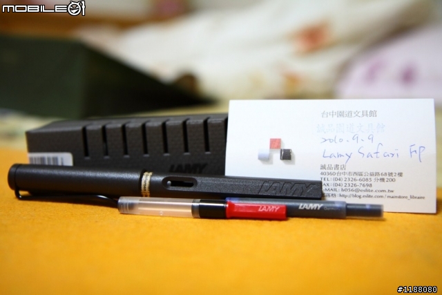 [說好的開箱文] 絕不唬爛!!說開箱就開箱~ Lamy  safari鋼筆