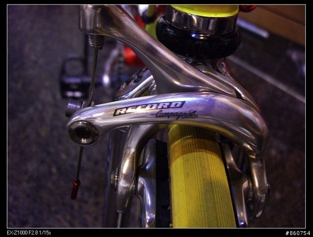 91年ariostea COLNAGO車隊版塗裝(這是公路車區入內請只討論腳踏車別討論我照相的品質)謝謝