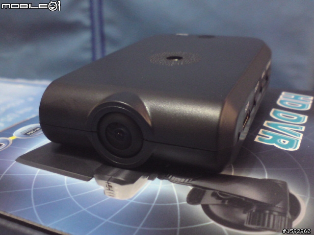 [開箱測試]第二代 HD720P 高清DVR，2.5吋高清顯示幕行車記錄器!!2010-09-18更新內容