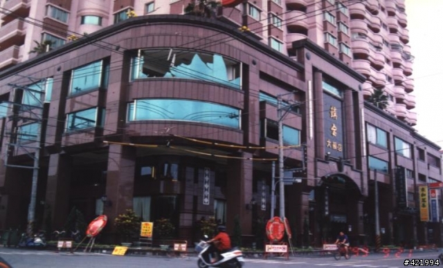 突然翻到921時拍的照片(新增照片在31樓)