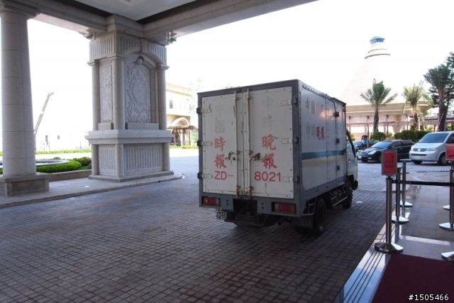 [分享] 變色單車眼鏡