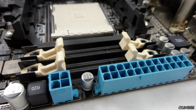迷你尺寸，最大的享受！ASUS M4A88T-I Deluxe