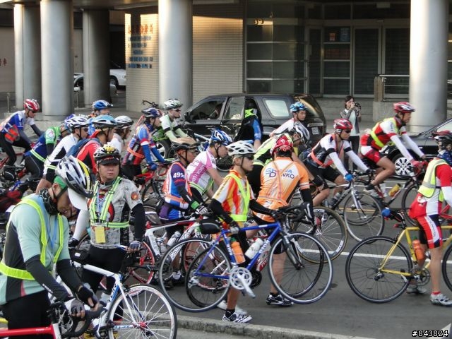 桃竹苗 .瘋200K 開小藍車.隨意拍 YA!! S3-1