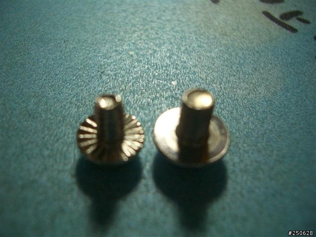 你們這種機殼螺絲都去那買呢??台北市?