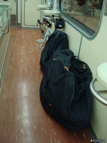慶祝生日, 暫時拋開2010環西大賽, 自己和連襟跑去2天1夜的中台灣橫貫高山挑戰