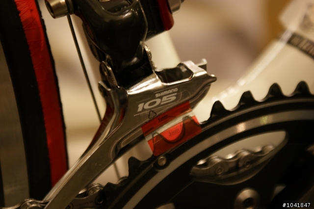 [分享] 朋友的第1台公路車 2010年TCR Advanced 3
