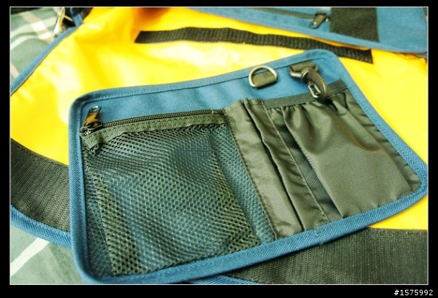 [分享]來自日本的 Beruf 郵差包