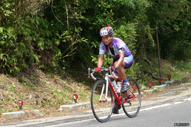 2010-09-11 AMD盃陽金公路自行車大賽--冷水坑叉路口