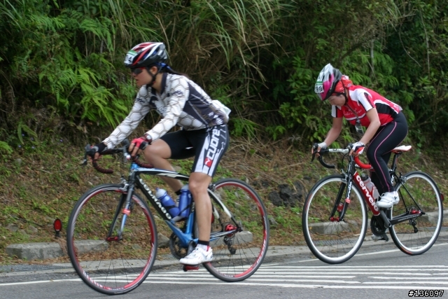 2010-09-11 AMD盃陽金公路自行車大賽--冷水坑叉路口