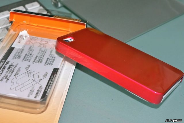 [開箱分享]千元以下日系 iPhone4 高質感 3H高硬度 彩殼 開箱 [同場加映：清爽 白綠雙星Silicon case]