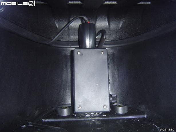 GTR aero 自製 行李箱燈