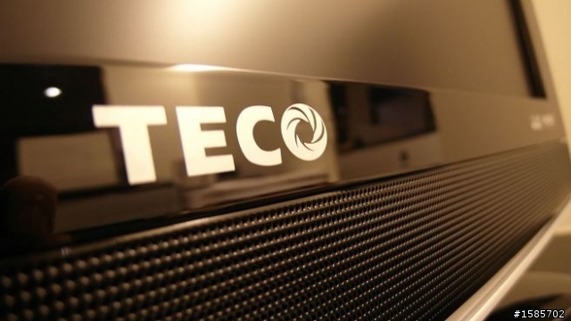 [開箱了]Our new TECO TL2612TR LCD~圖多