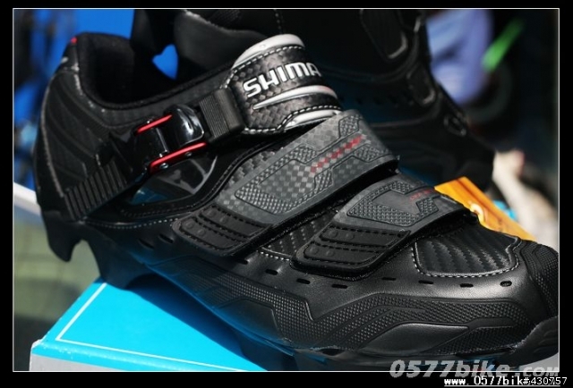 shimano MTB 很亮的車鞋_好想要呀!