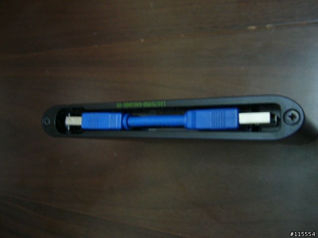 [開箱]A80廣穎USB3.0 640GB防水防塵(不推薦)
