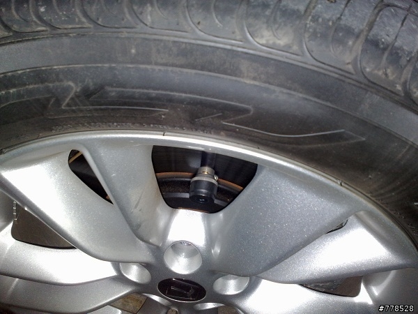 U7引擎室拉桿+車牌框+胎壓偵測器 開箱!!!