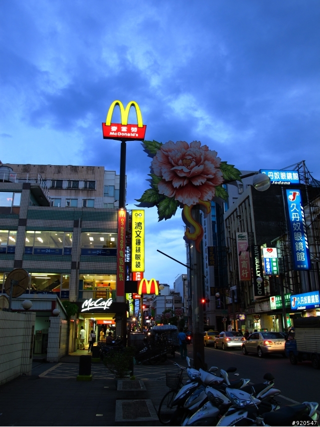 出外靠朋友！行李靠箱神！環島之旅~~(圖很多請耐心收看)