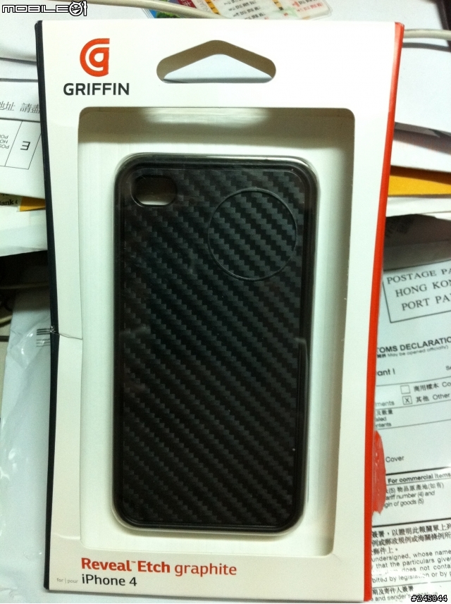 終於收到蘋果送的套套~GRIFFIN Reveal Etch graphite 小小開箱~