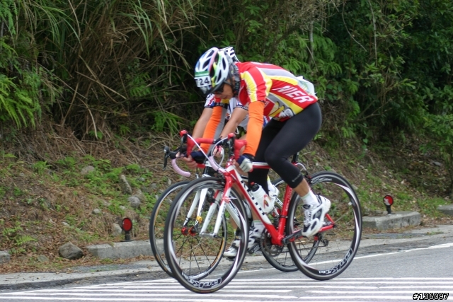 2010-09-11 AMD盃陽金公路自行車大賽--冷水坑叉路口