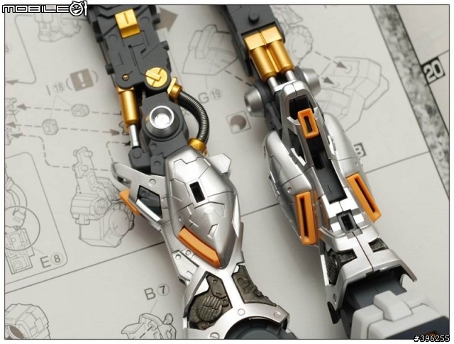 壽屋HMM ZOIDS 閃電豹開盒+我的玩具!我的MG RX-93 Nu鋼 非專業製作