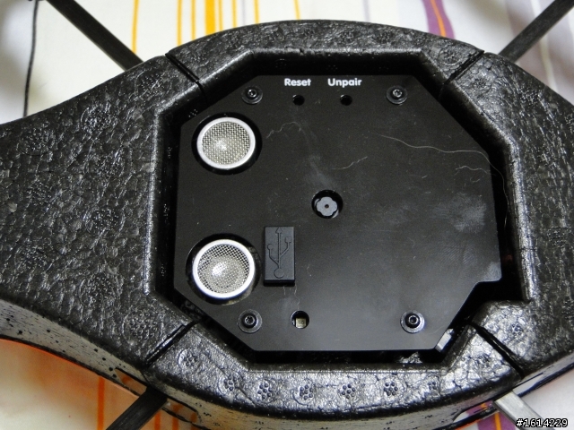 Parrot AR.Drone 開箱與飛行影片