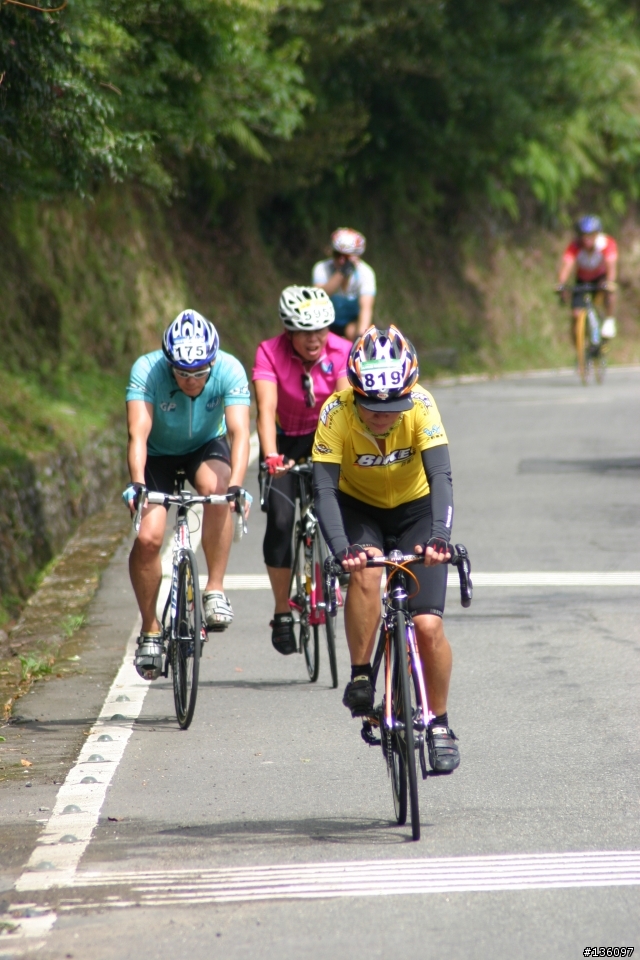 2010-09-11 AMD盃陽金公路自行車大賽--冷水坑叉路口