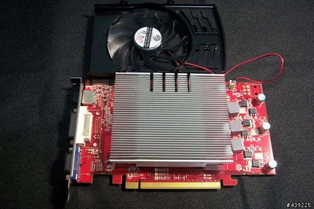 [中低階顯卡王接班人]ATI Radeon HD 5550 不專業開箱分享