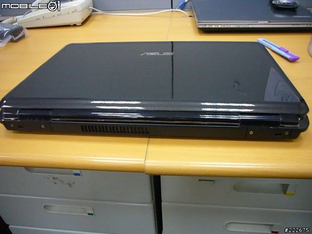 ASUS K50IP 開箱文
