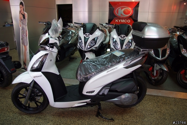 SHADOW 300有人牽車了嗎........9/16新增實車圖