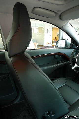 昨天下午到台北開會  賞VOLVO S80T   真的是有舒適到   開過真的覺得CP值有高到