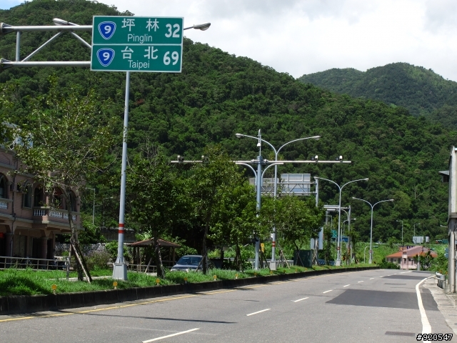 出外靠朋友！行李靠箱神！環島之旅~~(圖很多請耐心收看)