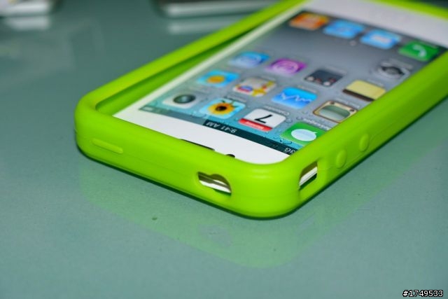 [開箱分享]千元以下日系 iPhone4 高質感 3H高硬度 彩殼 開箱 [同場加映：清爽 白綠雙星Silicon case]