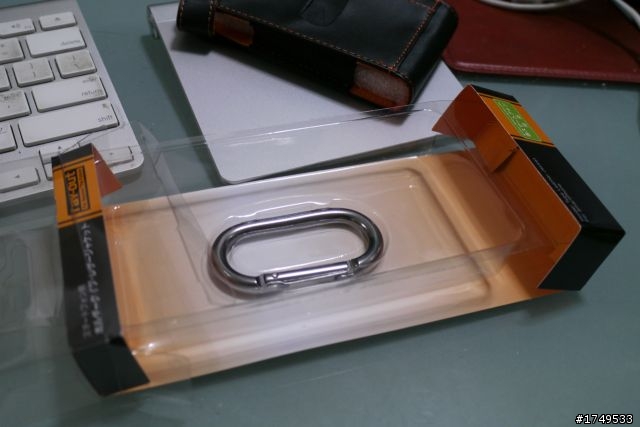 【開箱實裝分享】 iPhone 4 日系高質感直立式悠遊卡皮套 開箱實著圖