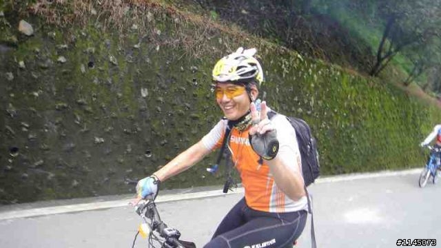 (肉咖土法鍊鋼速成法)一隻猴子﹑二隻小豬﹑三生有幸之20100905NS挑戰巔峰武嶺！