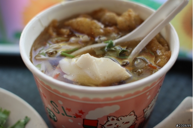 新店民權路 高媽媽素食油飯