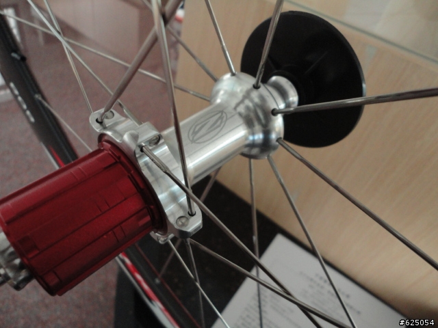 {開箱文}09年 ZIPP 808+ZIPP 404