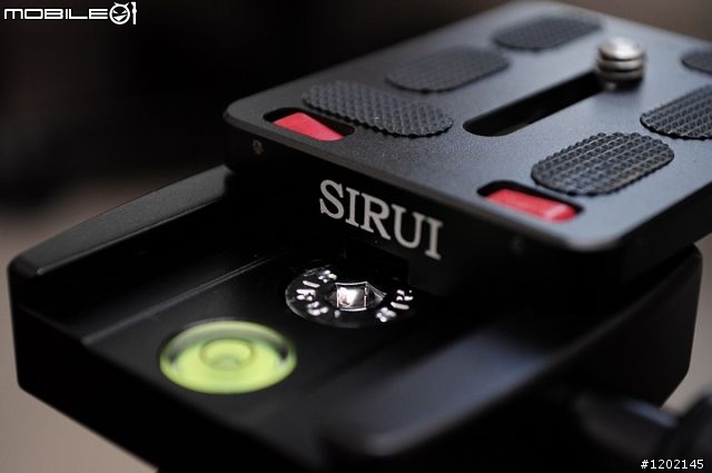 00可以有好腳架嗎??有!!! 思銳 SIRUI R-2004+g20
