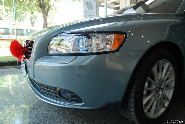 2011式 S40 2.0 魅影藍 簡易開箱文+VOLVO之一門忠烈