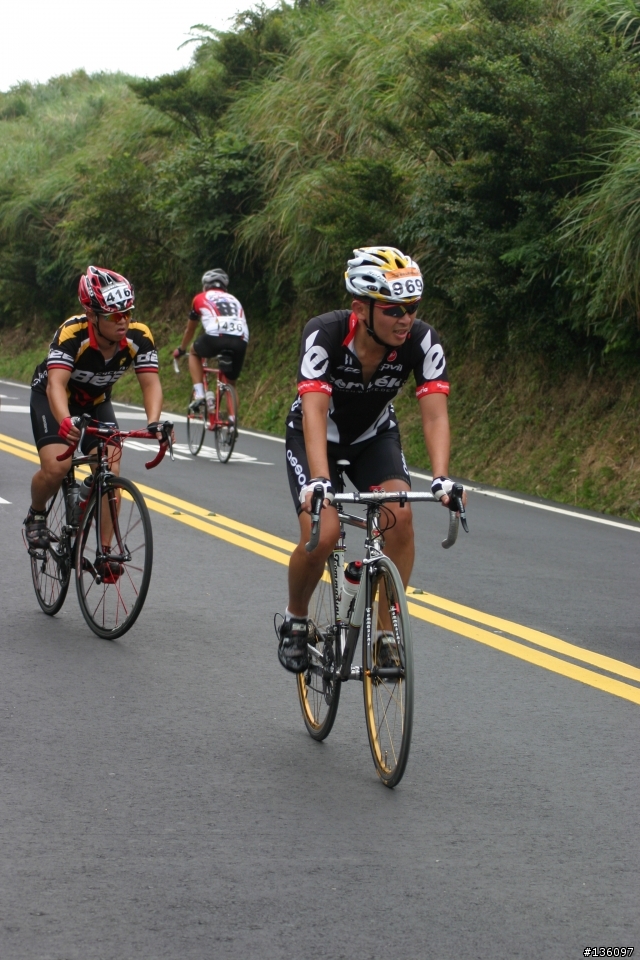 2010-09-11 AMD盃陽金公路自行車大賽--冷水坑叉路口