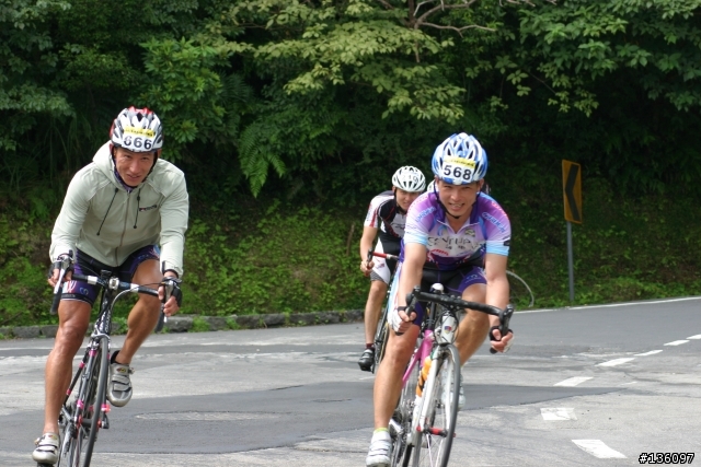 2010-09-11 AMD盃陽金公路自行車大賽--冷水坑叉路口
