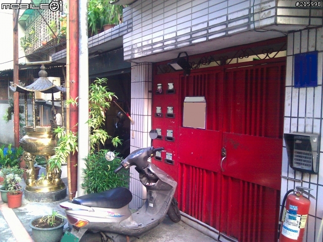 [請益] 公寓1F門口 如何避免 燒香煙味進入樓梯間
