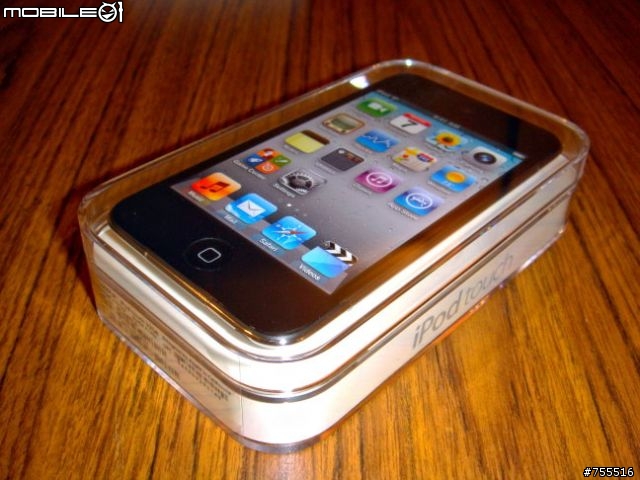 [開箱]我的港版ipod touch 4 32GB 同場加映ipod4 iphone4 iphone3GS比較