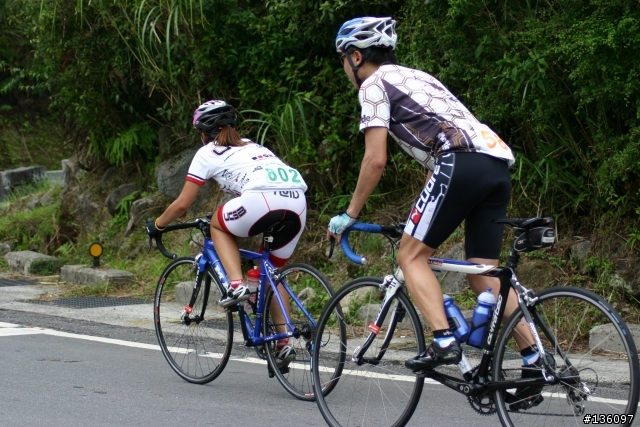 2010-09-11 AMD盃陽金公路自行車大賽--冷水坑叉路口