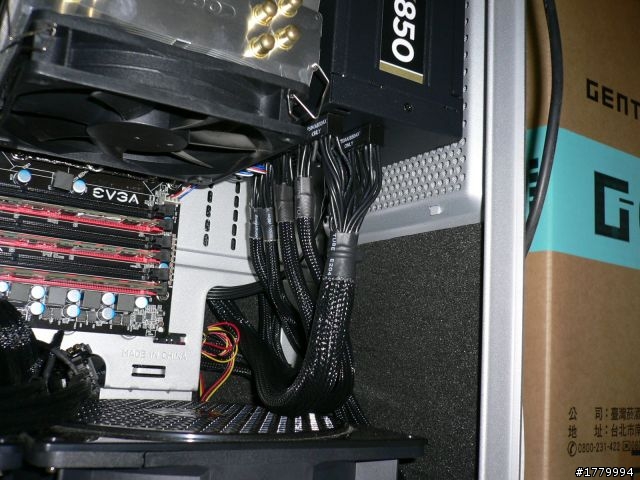 [開箱] 海盜CORSAIR AX850