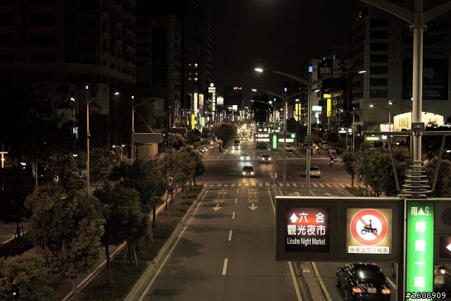 電 影 風 格...