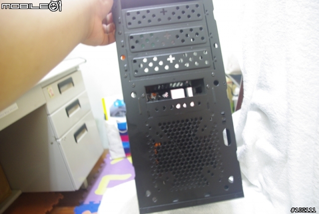 [開箱] 背負傳統的革命兒 Xigmatek Asgard II