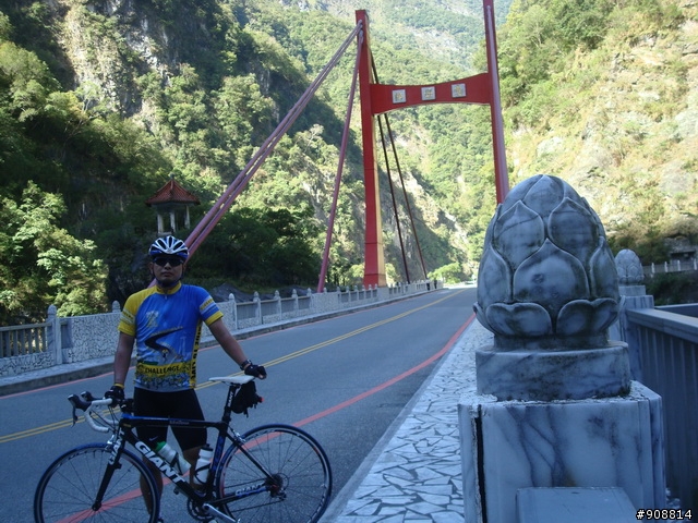 慶祝生日, 暫時拋開2010環西大賽, 自己和連襟跑去2天1夜的中台灣橫貫高山挑戰