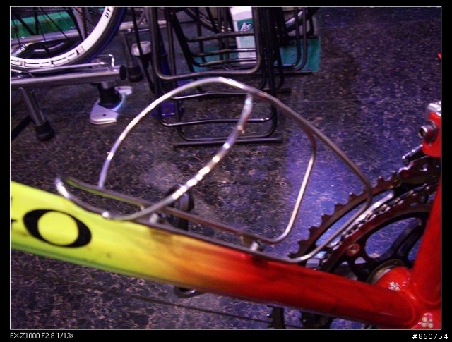 91年ariostea COLNAGO車隊版塗裝(這是公路車區入內請只討論腳踏車別討論我照相的品質)謝謝